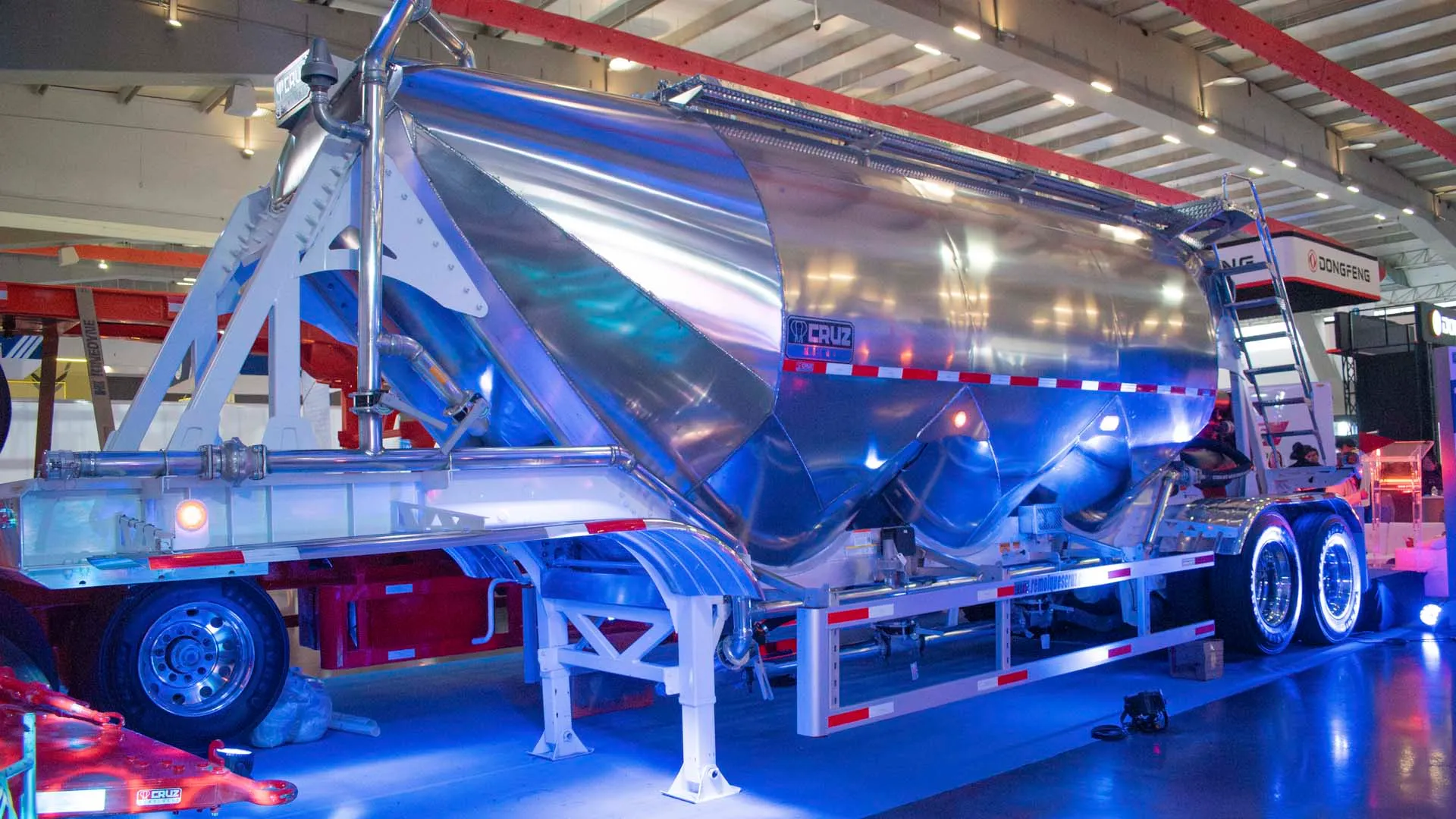 Tolva de aluminio – imagen 2